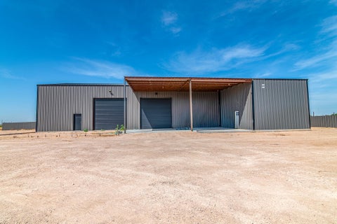 Homes For Sale - 1001/915 E County Rd 151<br/> Midland, TX 79706