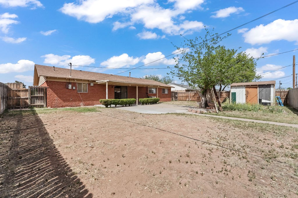 4309 Douglas, Midland, Texas image 18