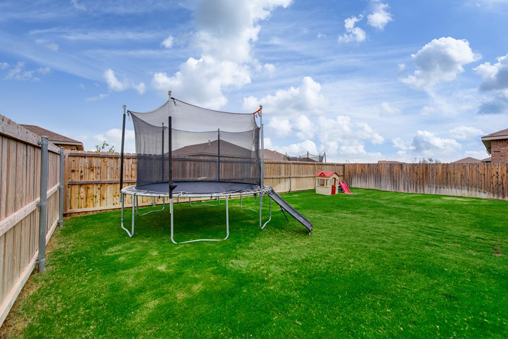 6823 Husk St, Midland, Texas image 35