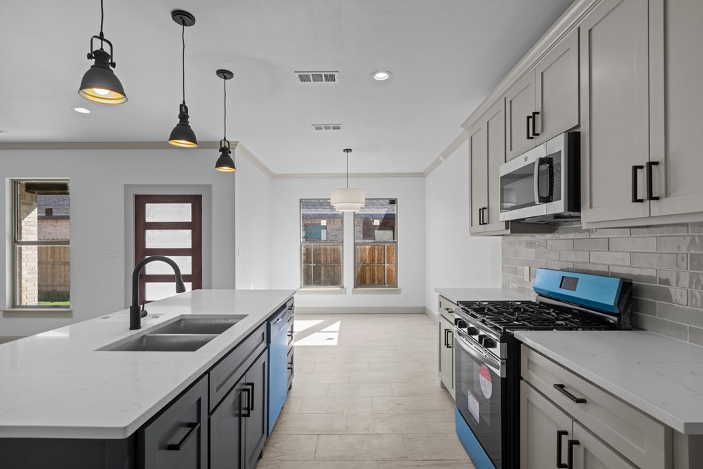 1100 Sparhawk Dr, Midland, Texas image 6