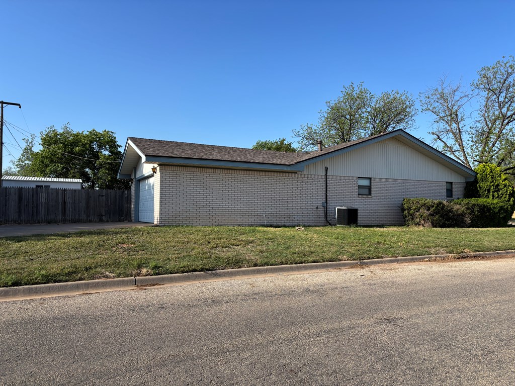 4500 Fredonia, Snyder, Texas image 23