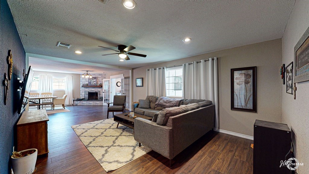 2502 Frontier Ave, Midland, Texas image 2