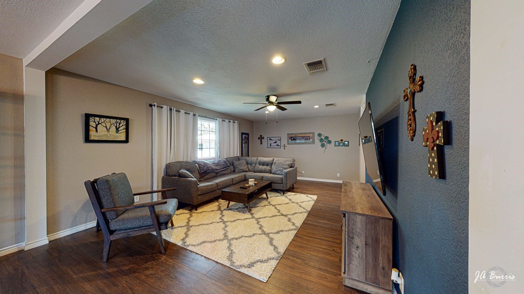 2502 Frontier Ave, Midland, Texas image 13