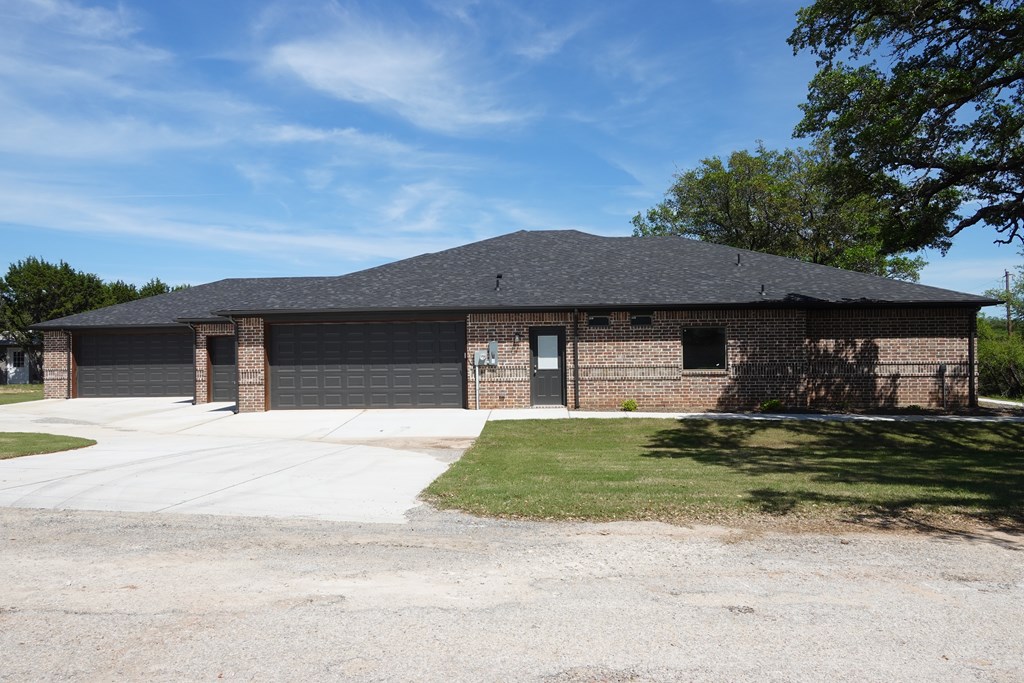 2510 Lake Ridge Dr, Granbury, Texas image 3