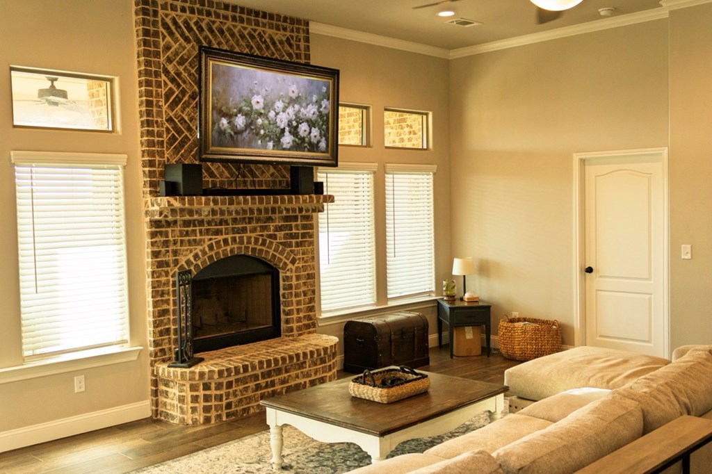 2106 S County Rd 1054, Midland, Texas image 7