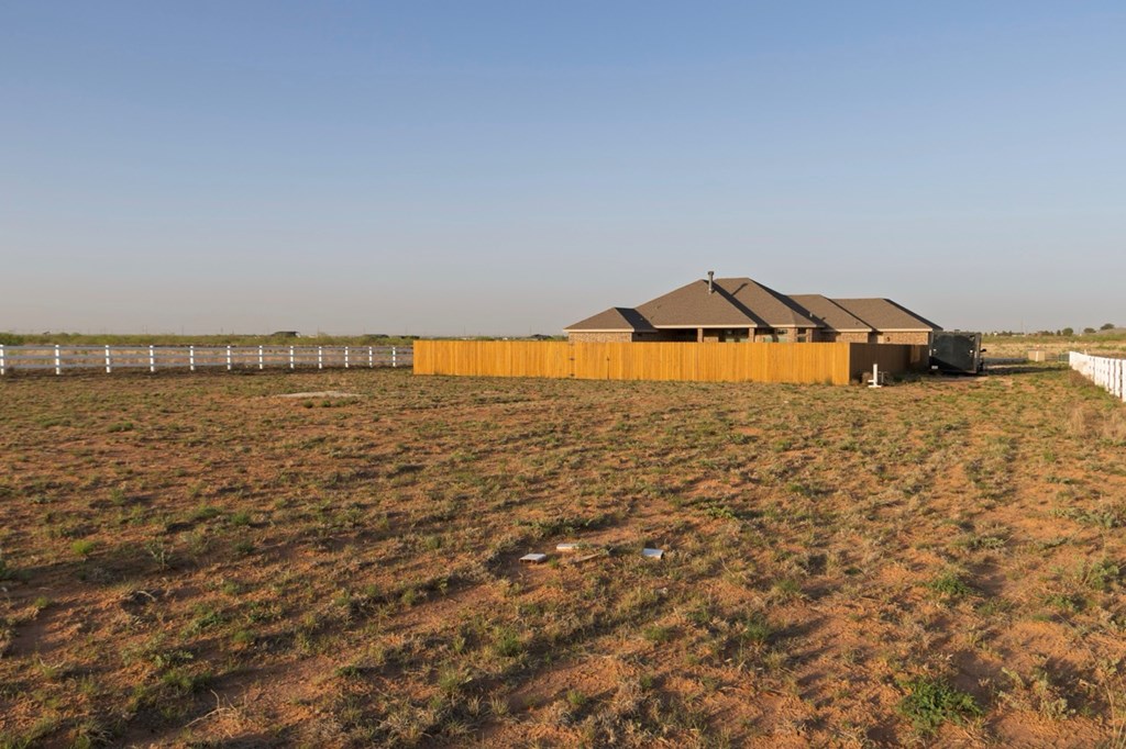2106 S County Rd 1054, Midland, Texas image 33