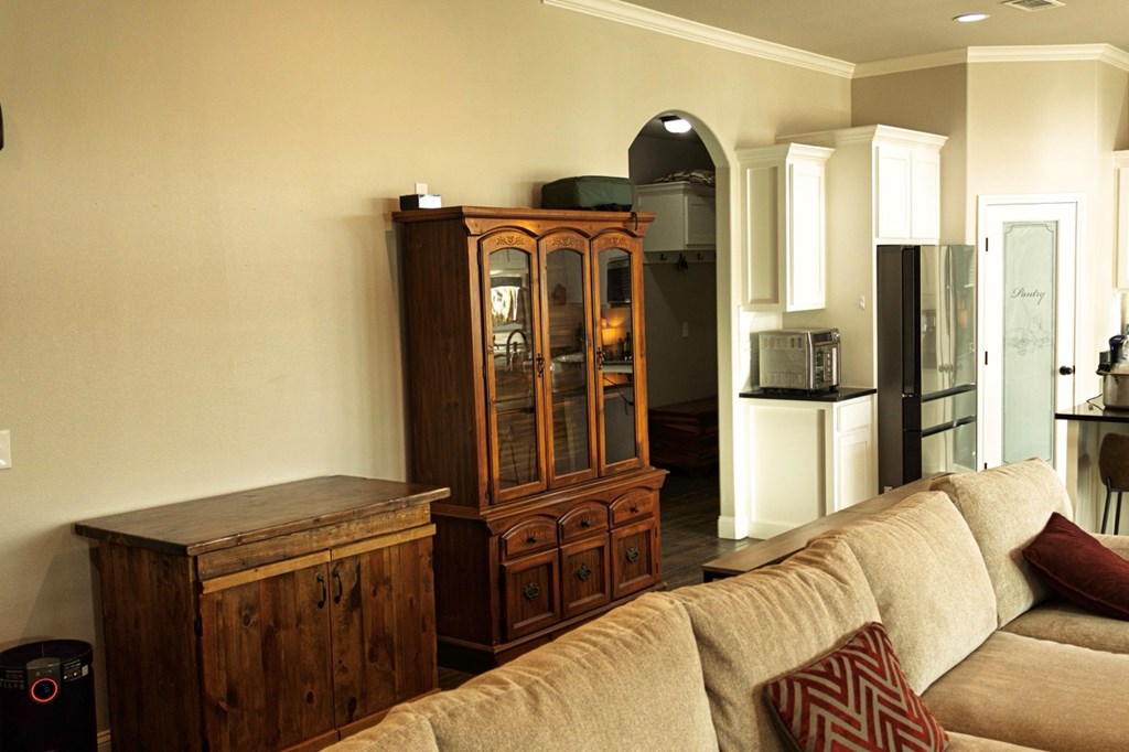 2106 S County Rd 1054, Midland, Texas image 12