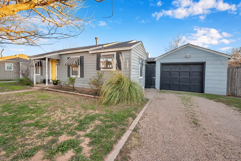 611 Storey Ave, Midland, Texas image 4