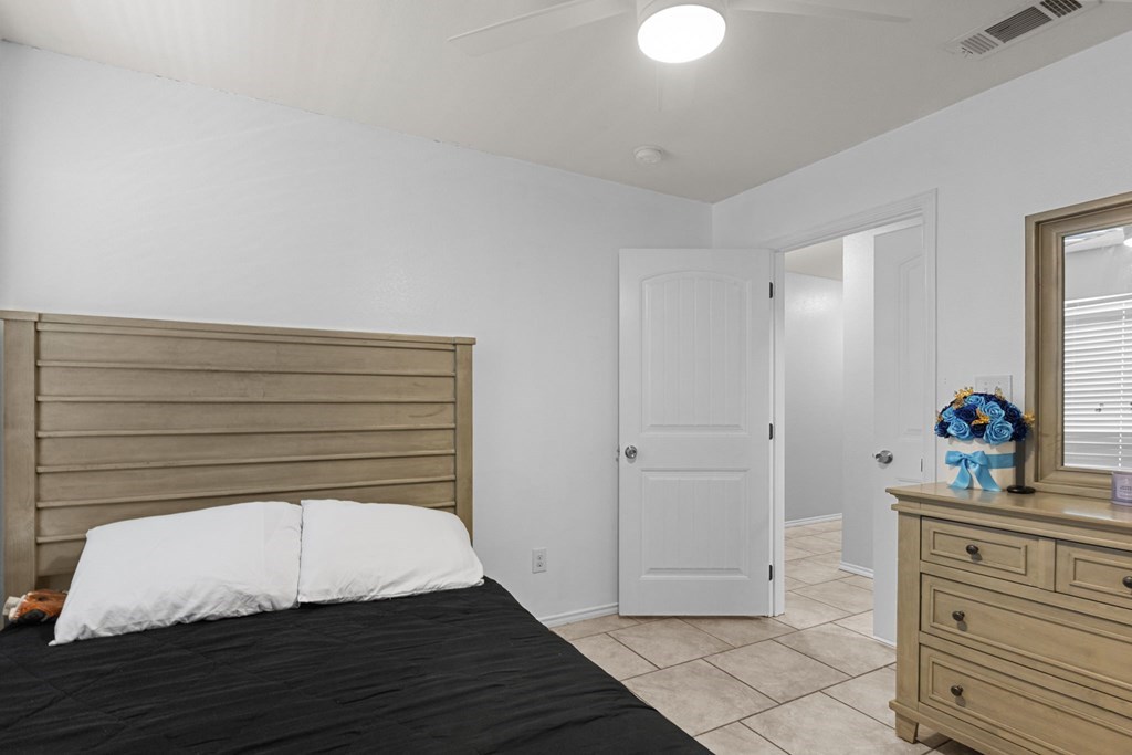 1004 Jefferson St, Odessa, Texas image 14