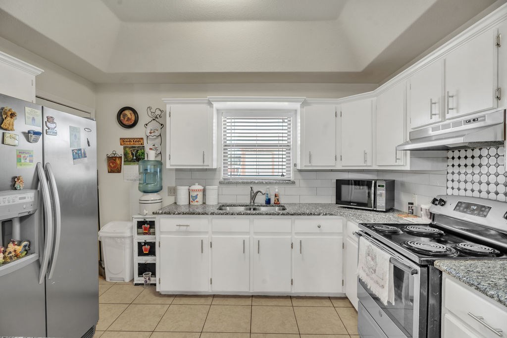 806 W School Drive, Stanton, Texas image 6