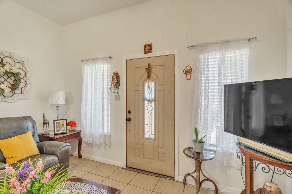 806 W School Drive, Stanton, Texas image 3