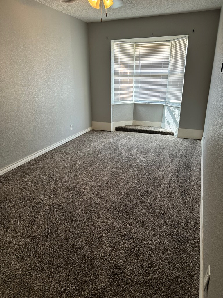 702 W 18th St, Big Spring, Texas image 13