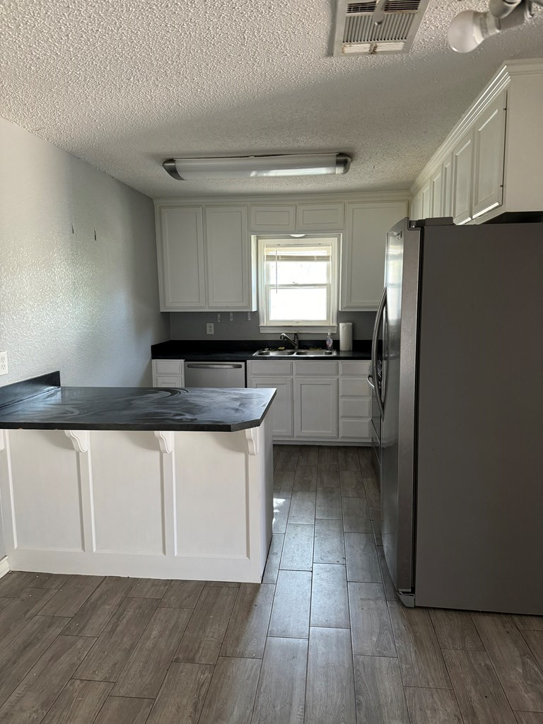 702 W 18th St, Big Spring, Texas image 4