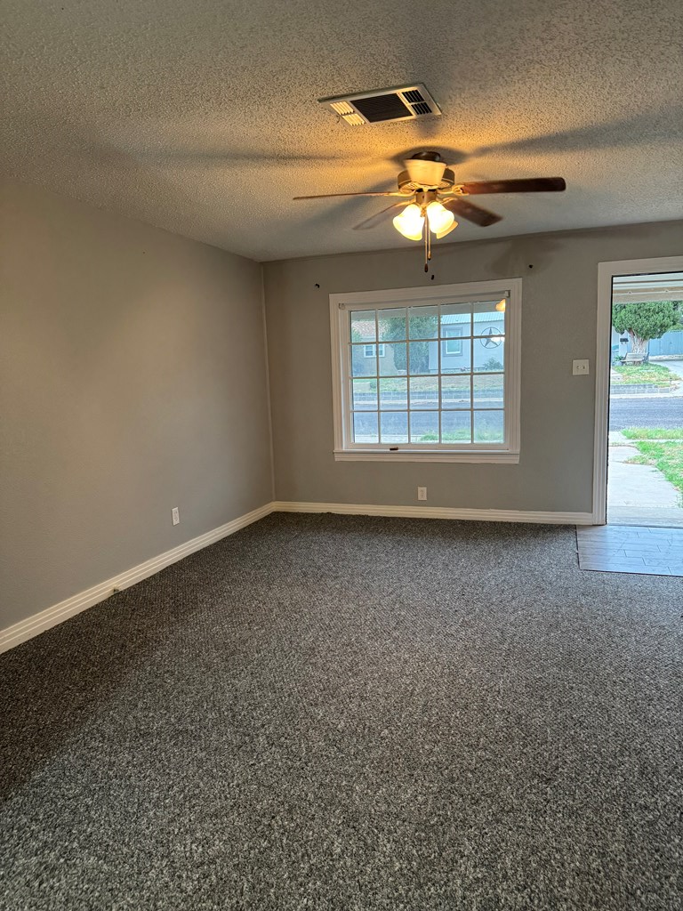 702 W 18th St, Big Spring, Texas image 24