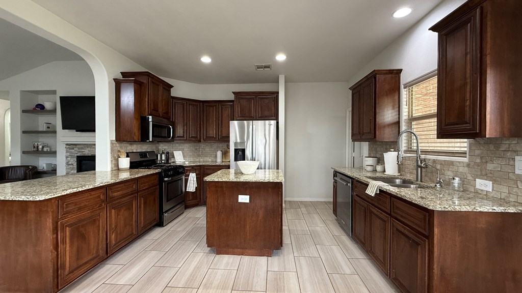 6401 Patriot Parkway, Midland, Texas image 3
