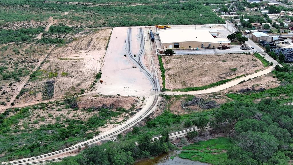 700 Anna St, Big Spring, Texas image 2