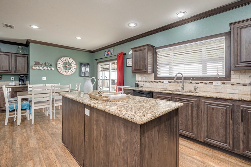 14241 Lariat Trail, Gardendale, Texas image 19