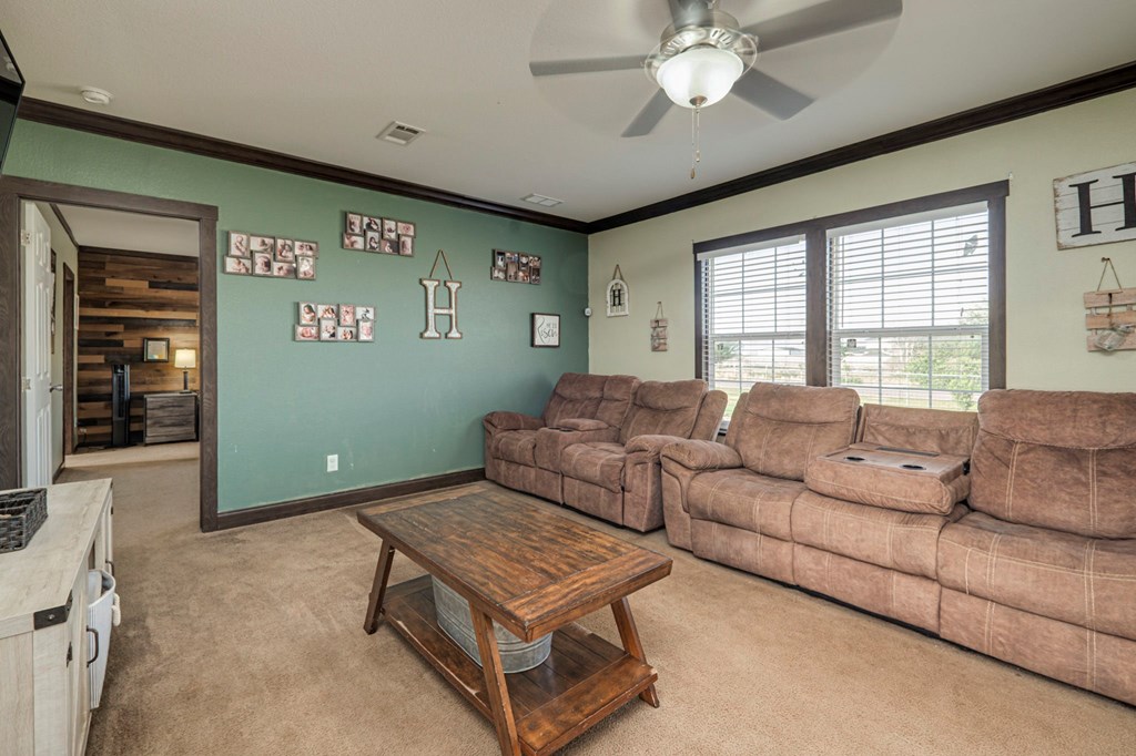 14241 Lariat Trail, Gardendale, Texas image 6