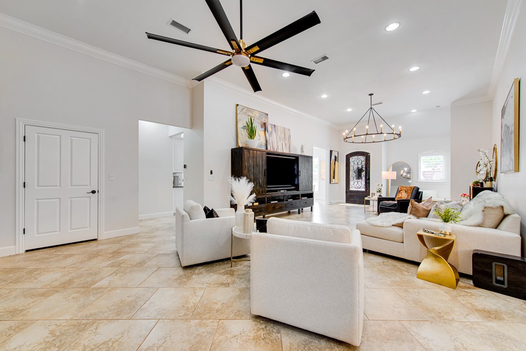 3300 Wrigley, Midland, Texas image 11