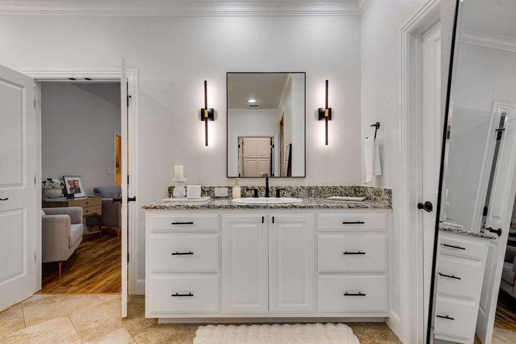 3300 Wrigley, Midland, Texas image 37