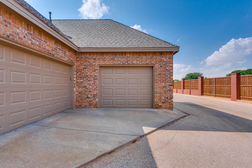 3300 Wrigley, Midland, Texas image 49
