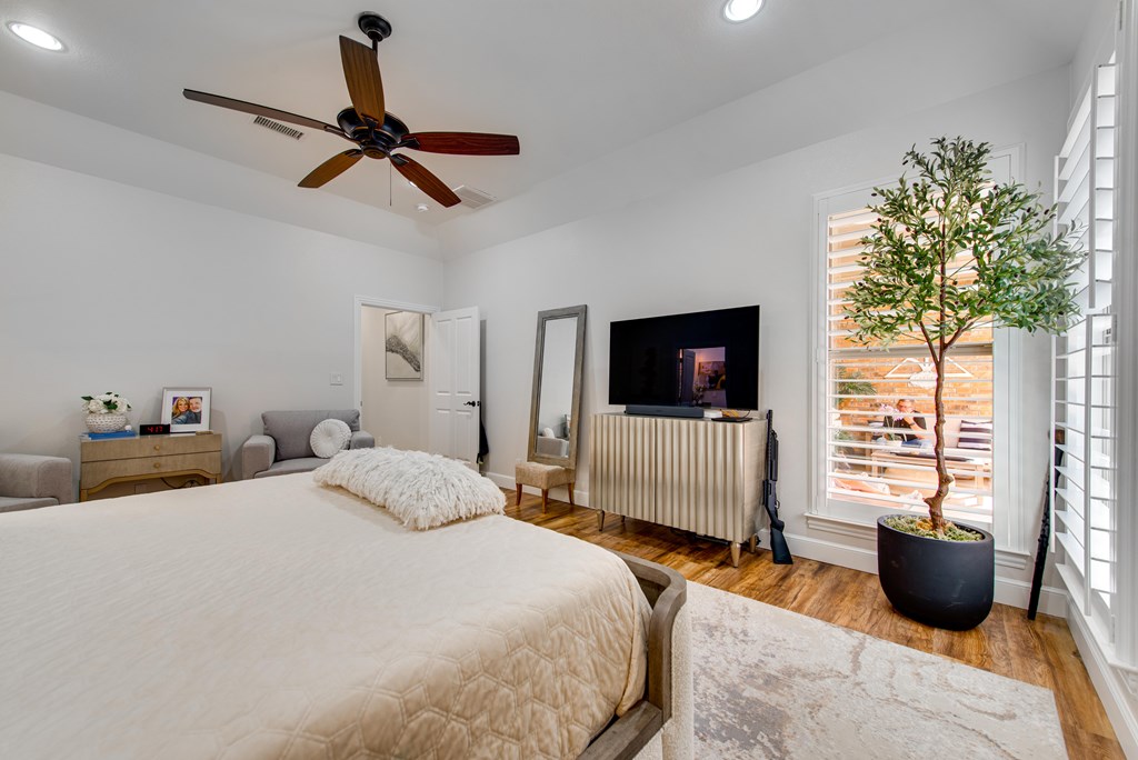 3300 Wrigley, Midland, Texas image 34