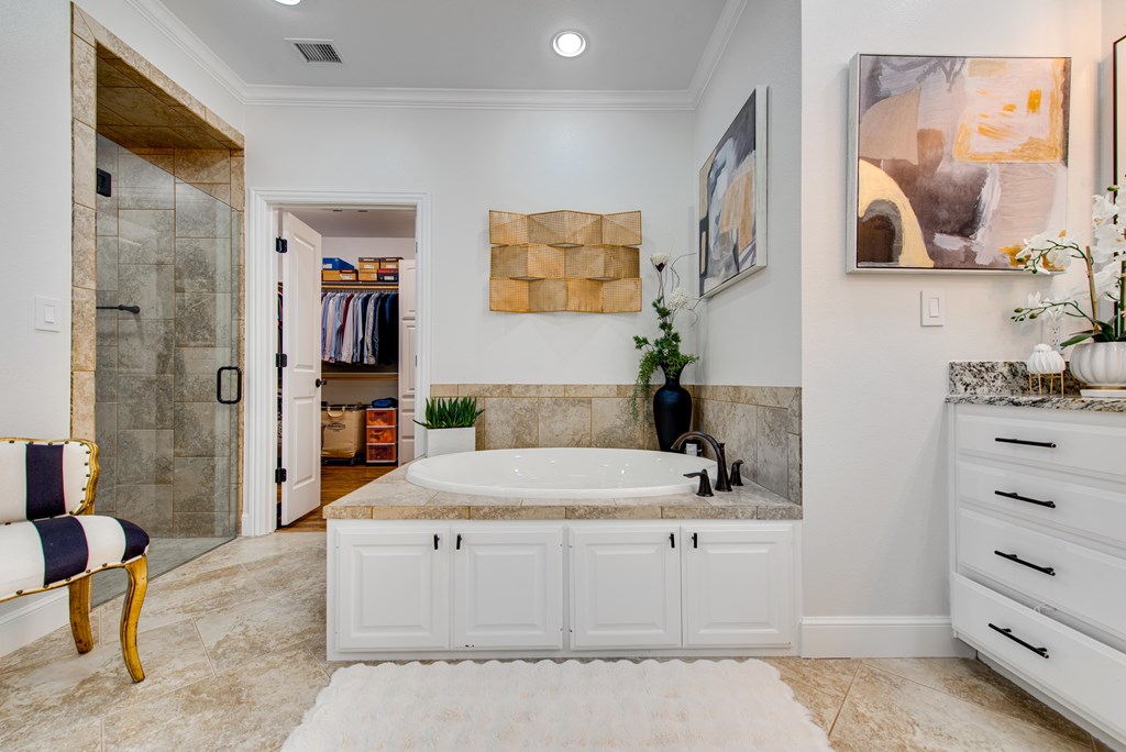 3300 Wrigley, Midland, Texas image 35