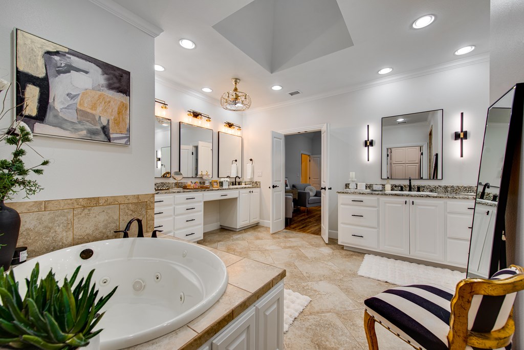 3300 Wrigley, Midland, Texas image 39