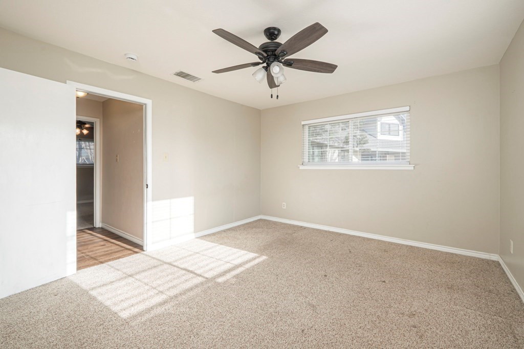 1702 Cessna Dr, Midland, Texas image 33