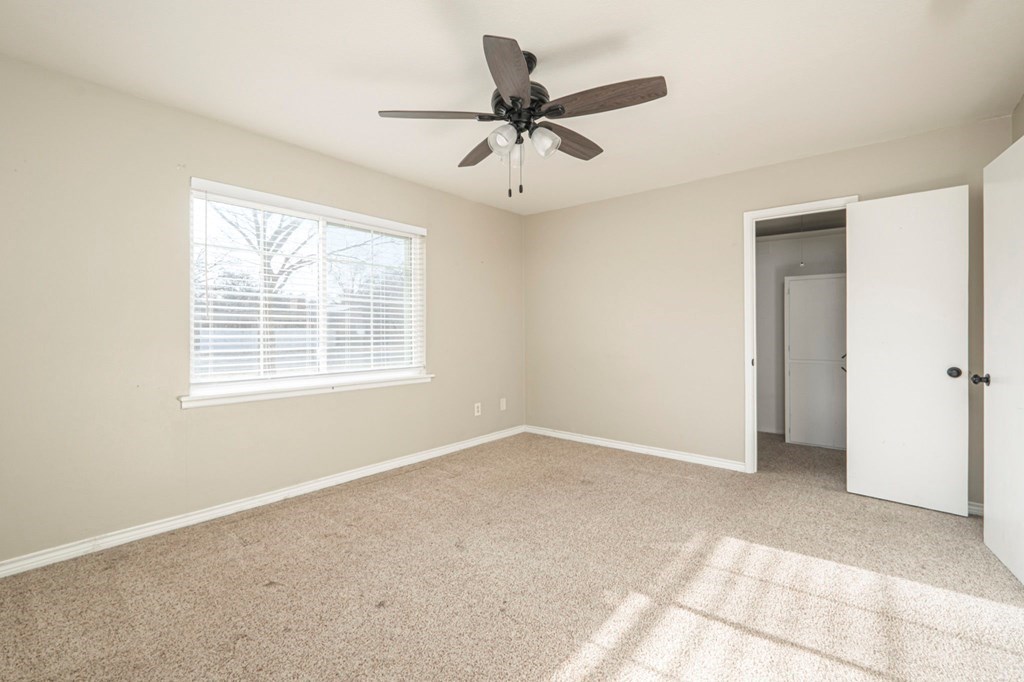 1702 Cessna Dr, Midland, Texas image 31