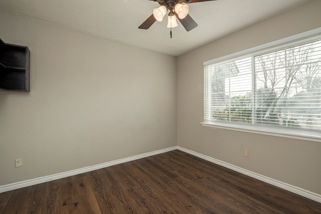 1702 Cessna Dr, Midland, Texas image 25
