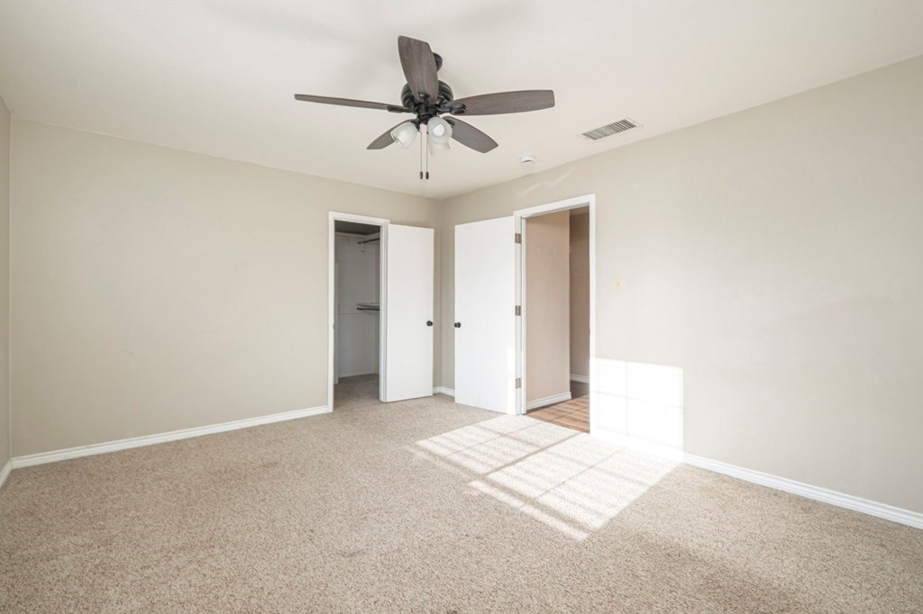 1702 Cessna Dr, Midland, Texas image 32