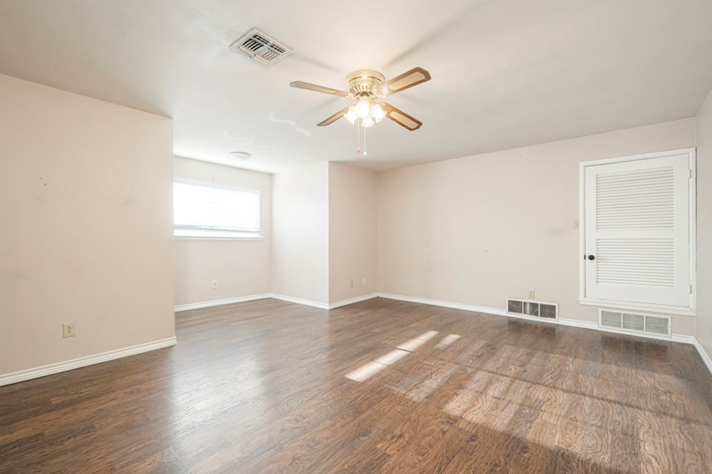 1702 Cessna Dr, Midland, Texas image 48