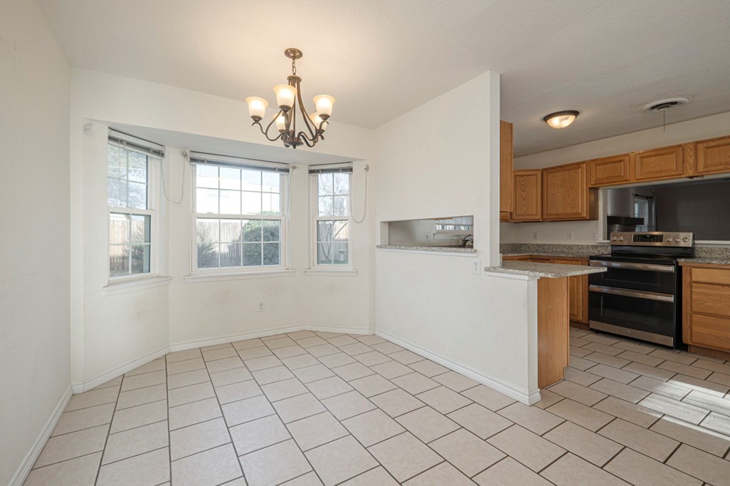 1702 Cessna Dr, Midland, Texas image 21