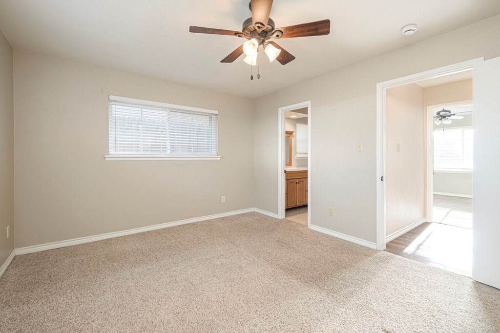 1702 Cessna Dr, Midland, Texas image 37