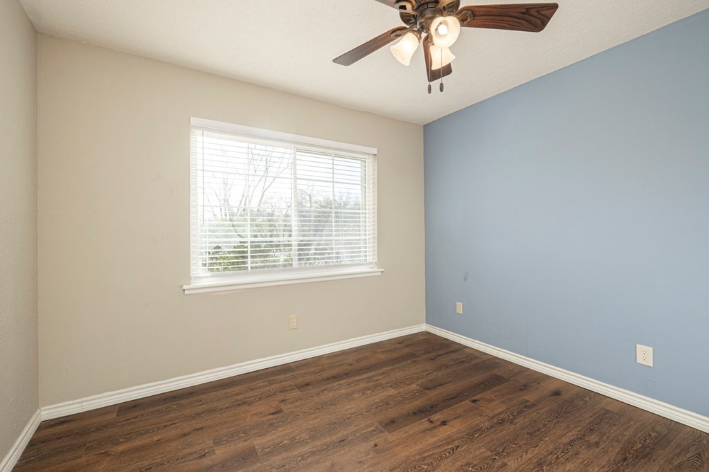 1702 Cessna Dr, Midland, Texas image 24