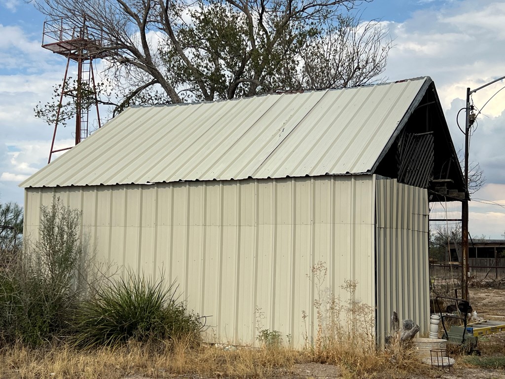 817 E County Rd 44 Ln, Fort Stockton, Texas image 3