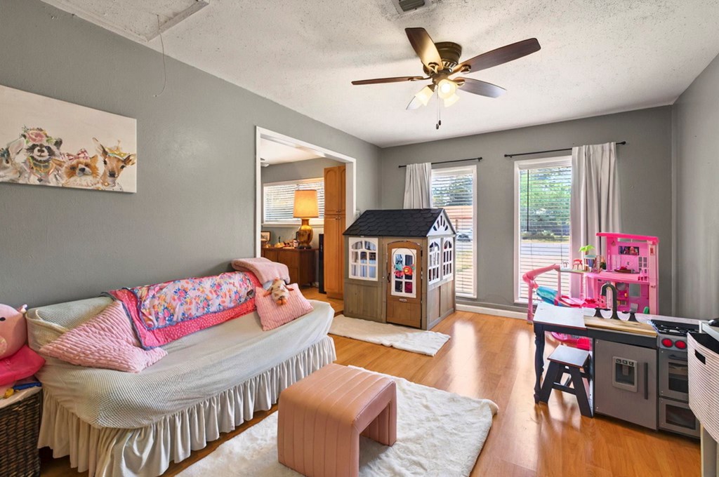 3216 W Dengar Ave, Midland, Texas image 13