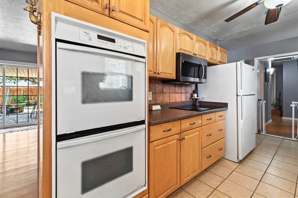 3216 W Dengar Ave, Midland, Texas image 9