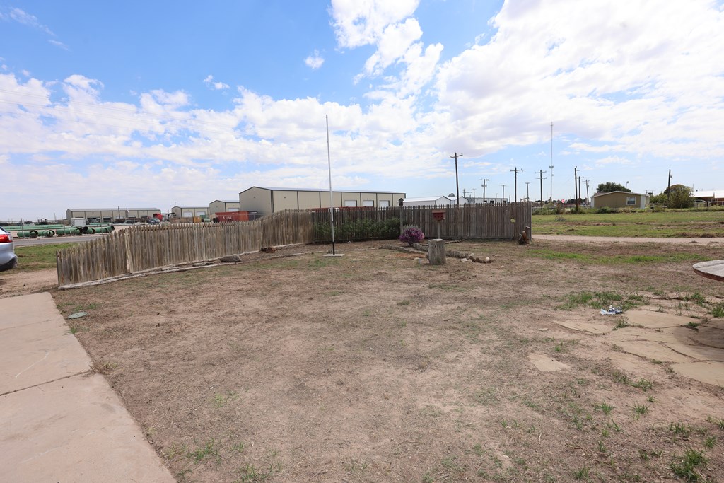 7115 N County Rd 1294, Midland, Texas image 9