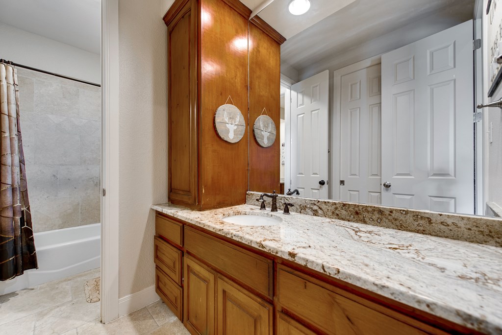 6604 E County Rd 107, Midland, Texas image 33
