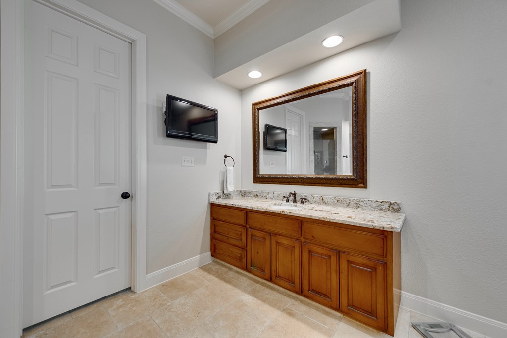 6604 E County Rd 107, Midland, Texas image 40