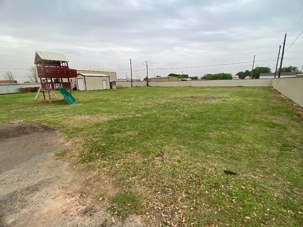 1805 N Washita, Midland, Texas image 36
