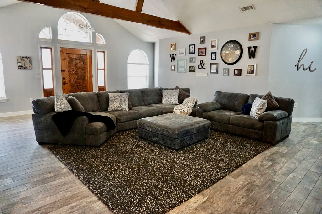 1805 N Washita, Midland, Texas image 2