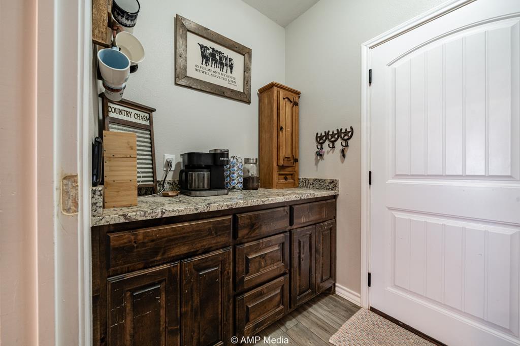 2339 S County Rd 1060, Midland, Texas image 15