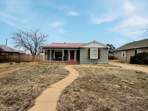 Homes For Sale - 616 E 17th St<br/> Mitchell County, Colorado City, TX 79512