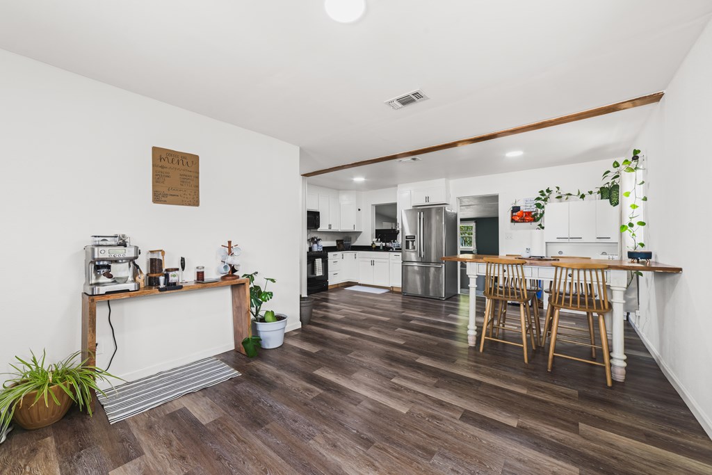 708 E Ave A, Seminole, Texas image 2