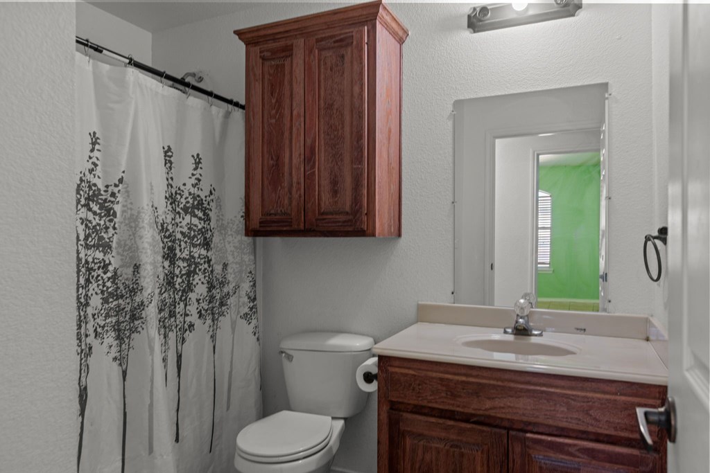200 E Cuthbert Ave, Midland, Texas image 17