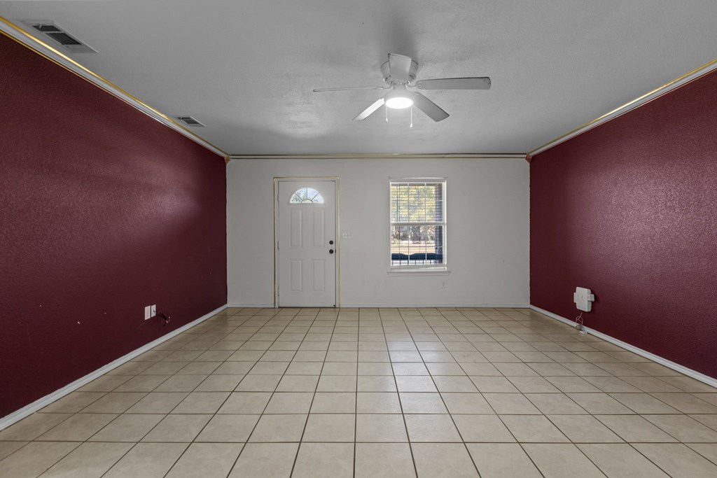 200 E Cuthbert Ave, Midland, Texas image 9
