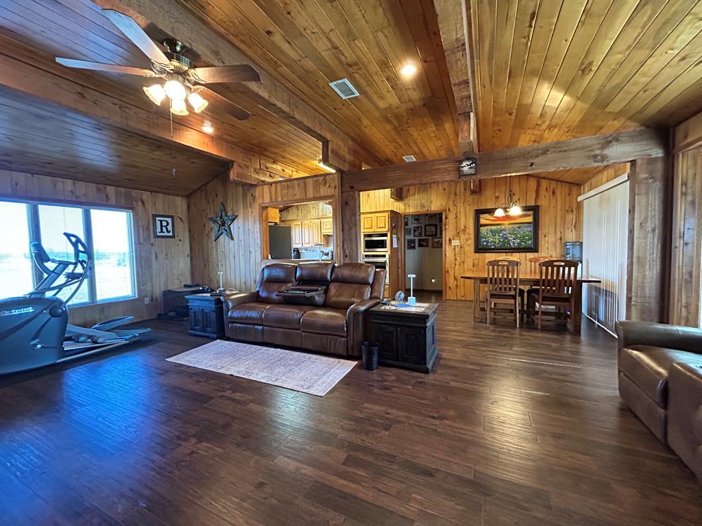 2201 SE County Rd 3001, Andrews, Texas image 14